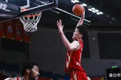 开云APP-浙江男篮遭遇惨败，反思比赛中的问题
