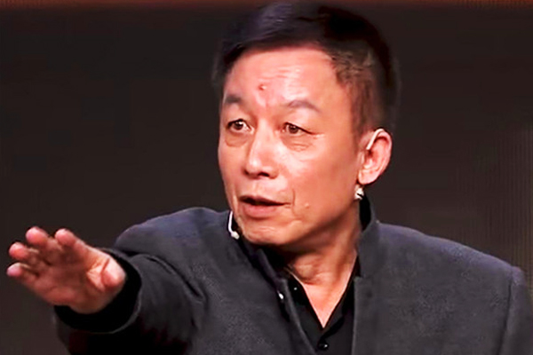 包含德尚新星破门得分，赢得全场掌声的词条