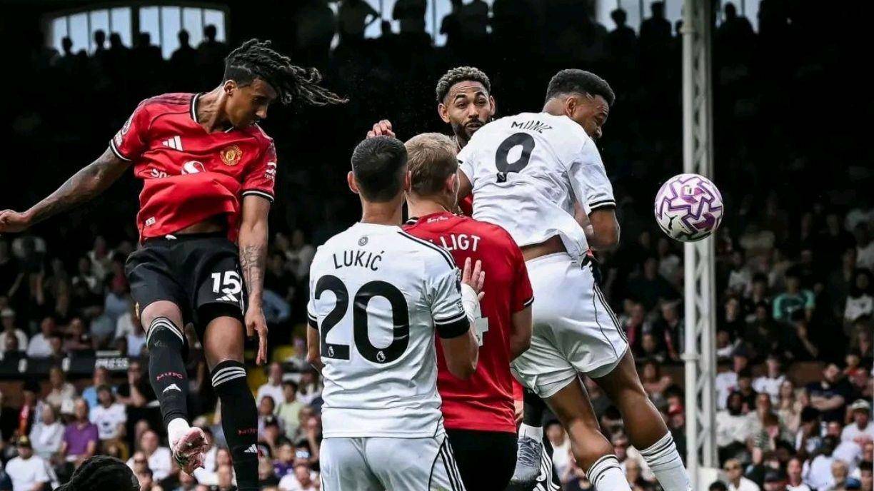 曼联努力争取胜利，球迷信心重新燃起