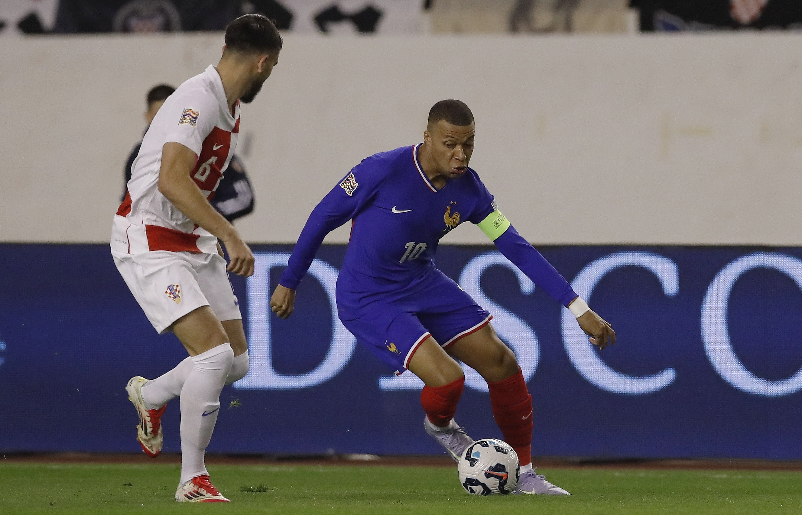 欧洲杯预选赛：克罗地亚主场失利，排名小组第三