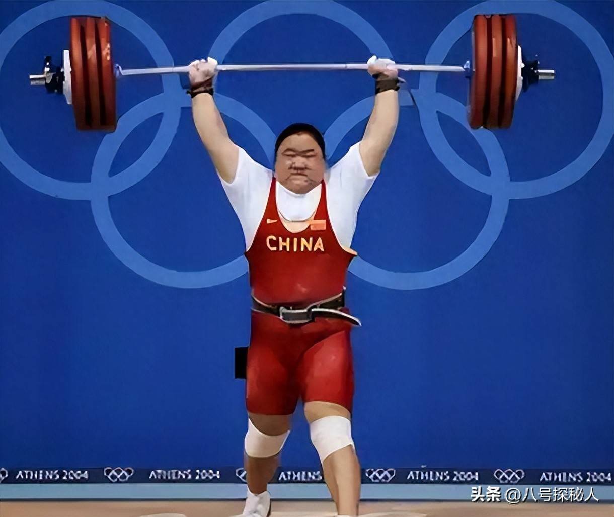 俄罗斯举重选手创造新纪录赢得金牌