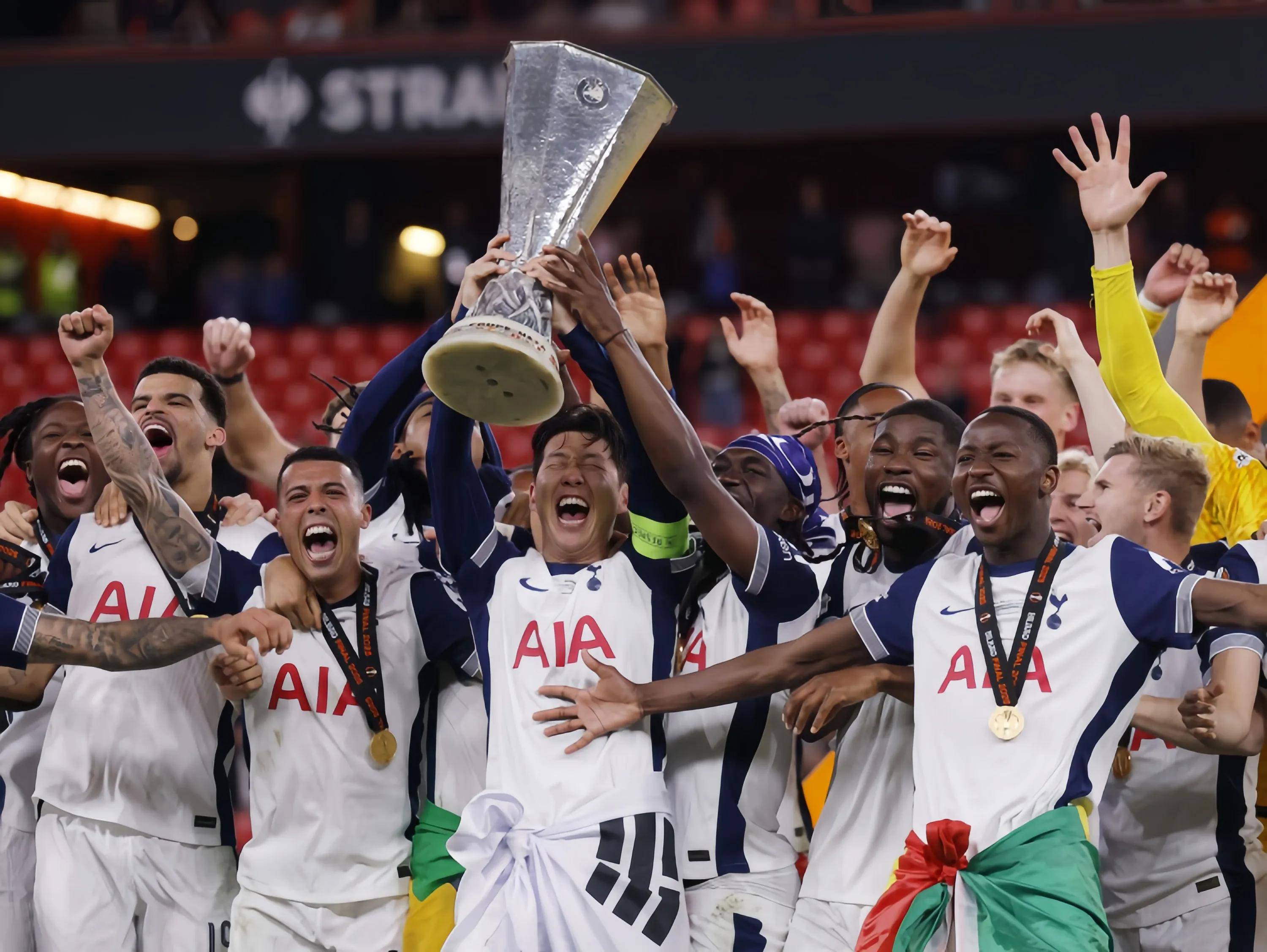 包含西班牙翻盘曼城,孙兴慜制霸全场的词条 包含西班牙翻盘曼城,孙兴慜制霸全场的词条